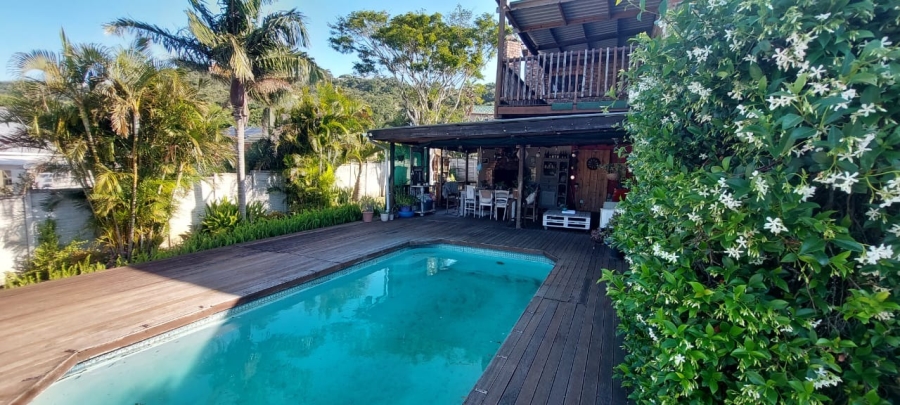 5 Bedroom Property for Sale in Gonubie Eastern Cape